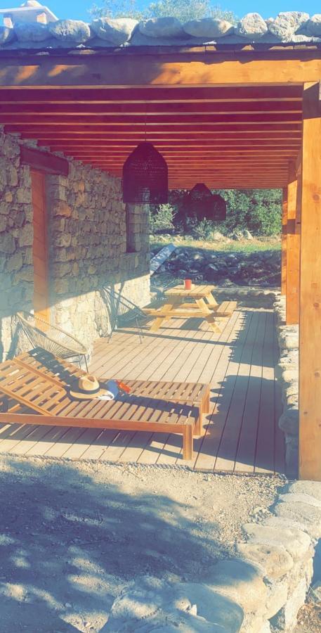 Affittacamere La Bergerie Du Chene Omessa Esterno foto